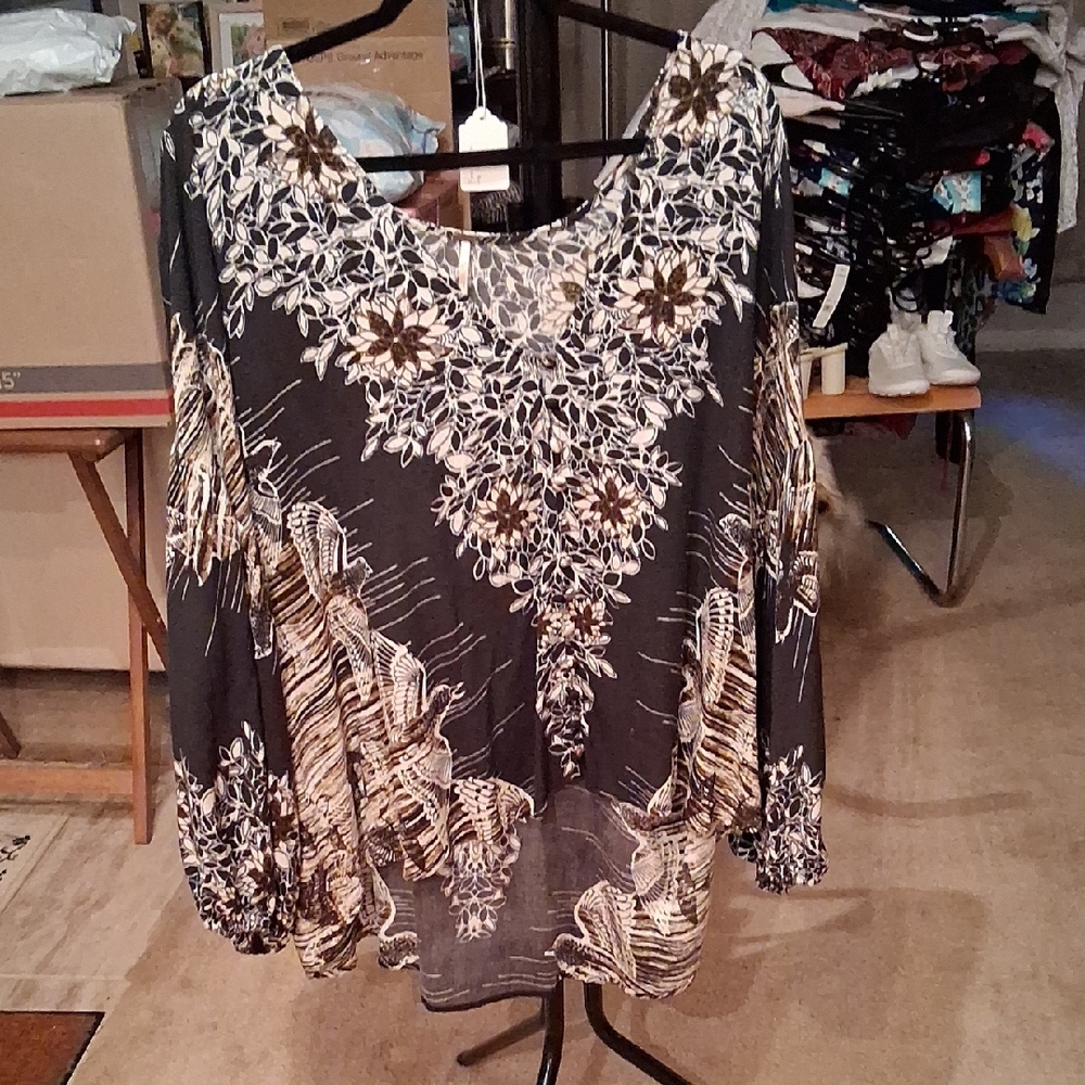 Free People Black and Cream Patterned Blouse